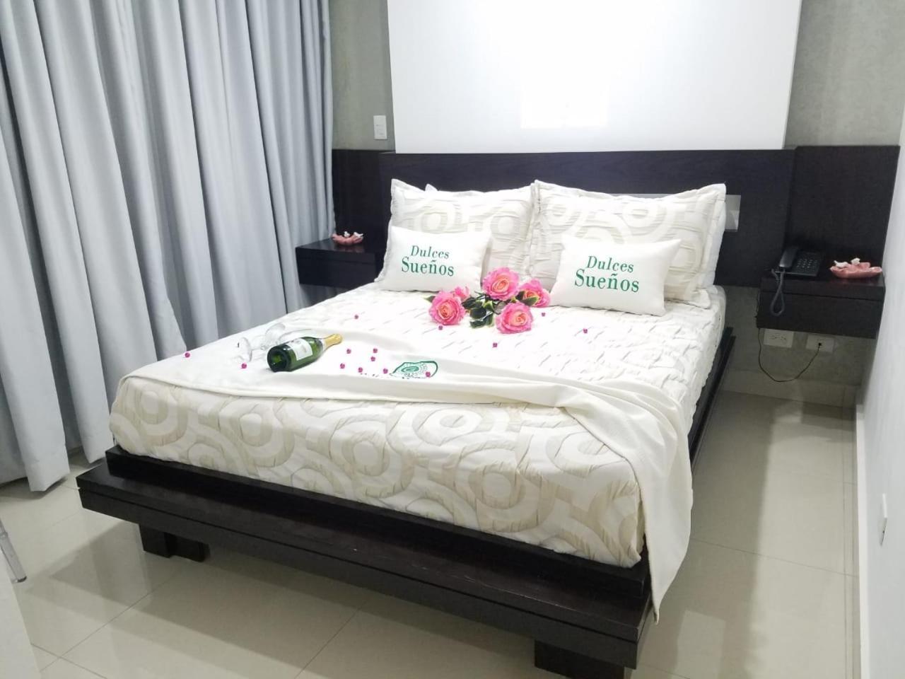 Green Palace Hotel Moca ภายนอก รูปภาพ